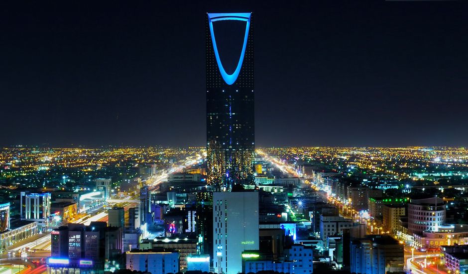 برج مركز المملكة-معالم المملكة العربية بالصور