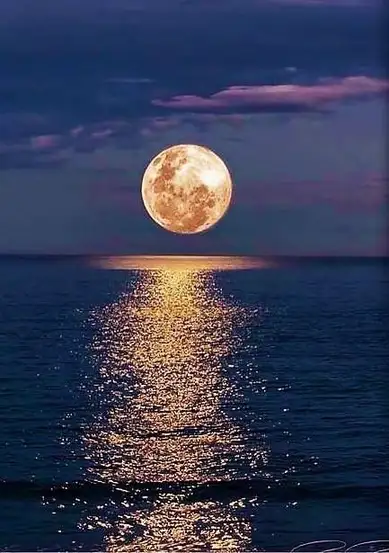 صور جميلة عن القمر